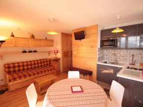 Charmant appart au 2e étage, 5 pers, balcon, WiFi, casier à skis, Les Saisies - FR-1-293-287